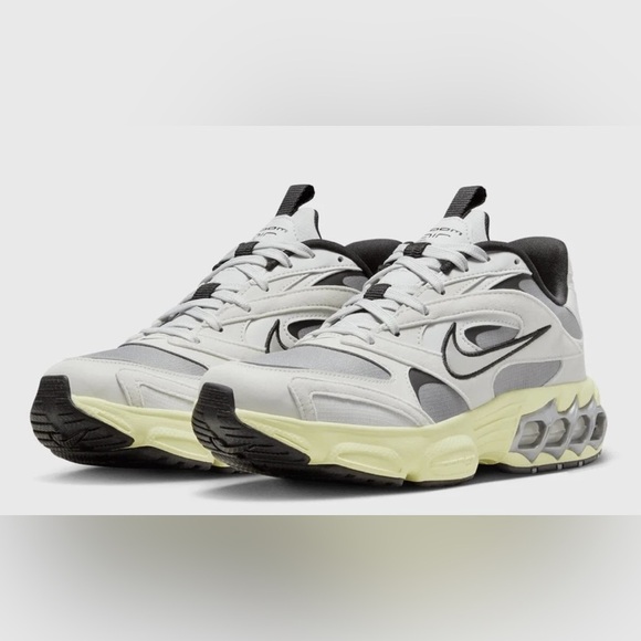Nike Zoom Air Fire Particle Grey Photon Dust Size 7 - Picture 1 of 6